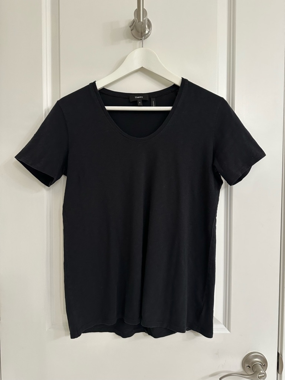 Theory Black U-Neck Short Sleeve Tee